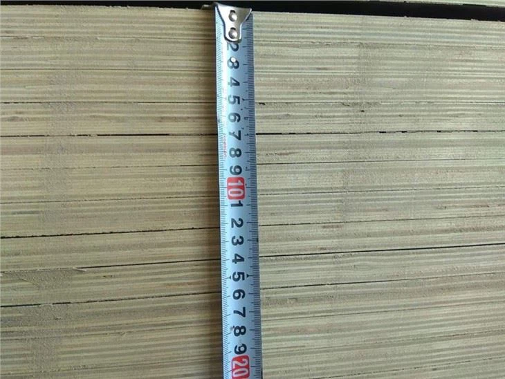 Fabrică de placaj de beton de 18 mm din China