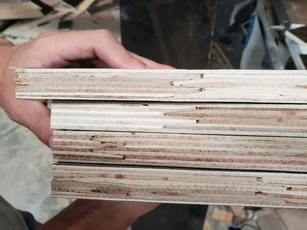 Finger Joint Poplar Core Hot Press Film Faced Plywood Construction Materials